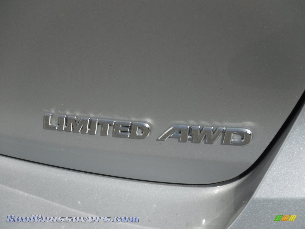 2014 Venza Limited AWD - Classic Silver Metallic / Black photo #11