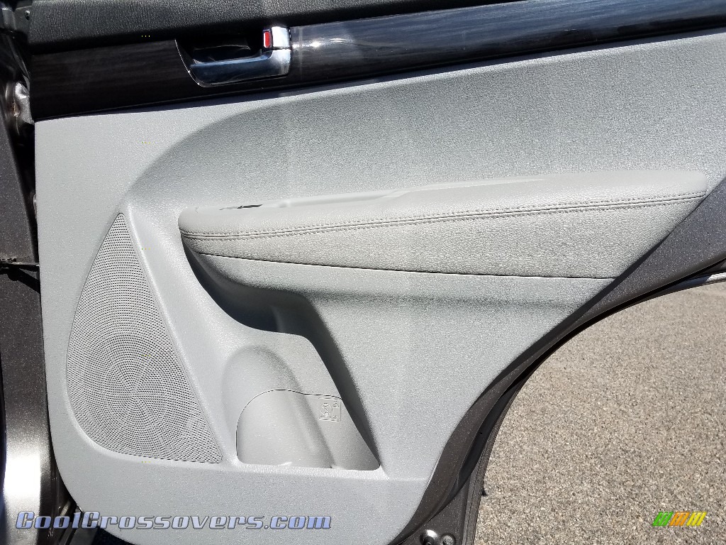 2013 Sorento LX V6 AWD - Titanium Silver / Gray photo #13