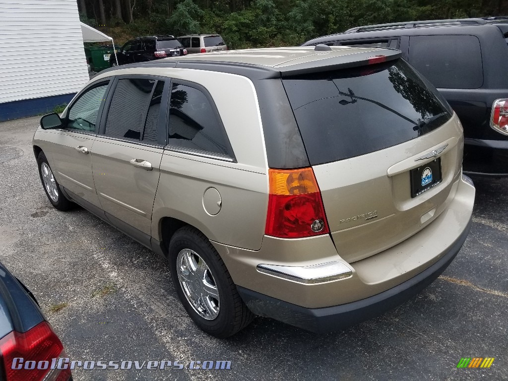 2005 Pacifica Touring AWD - Linen Gold Metallic Pearl / Light Taupe photo #2