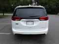 Chrysler Pacifica Limited Bright White photo #7