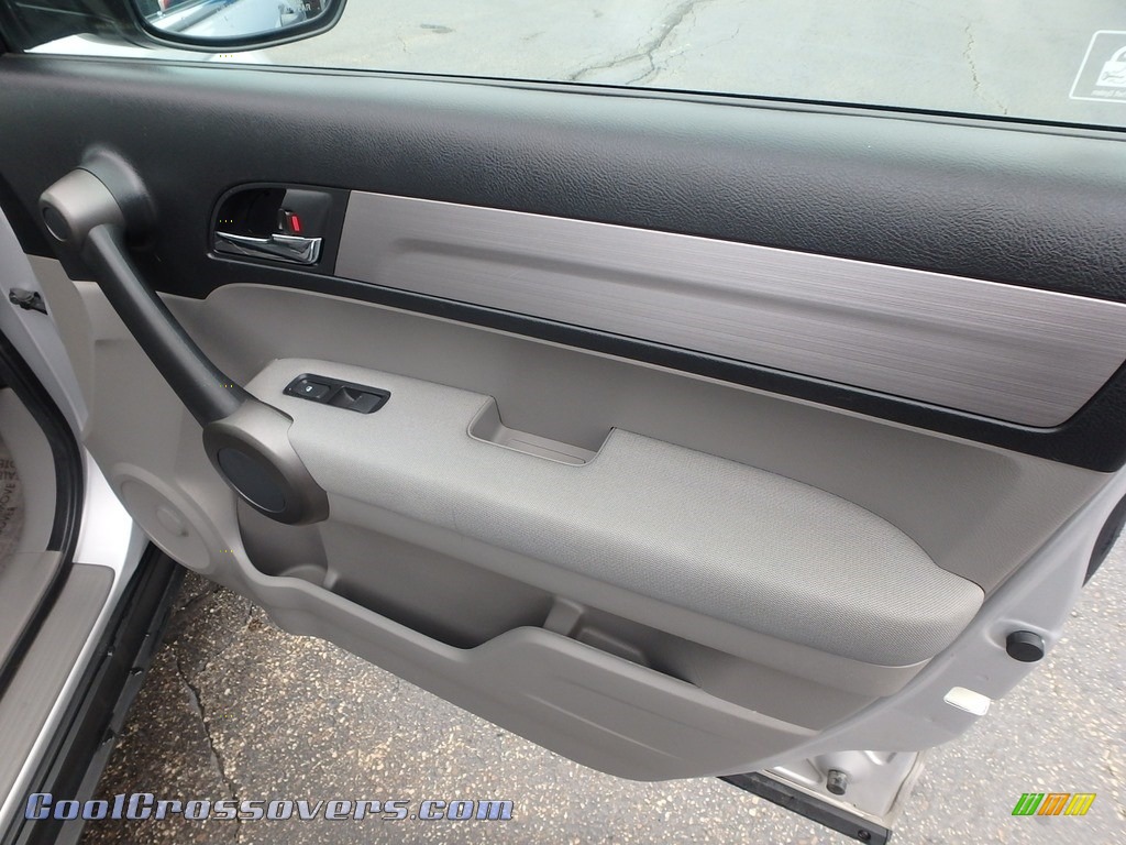 2011 CR-V LX 4WD - Alabaster Silver Metallic / Gray photo #17