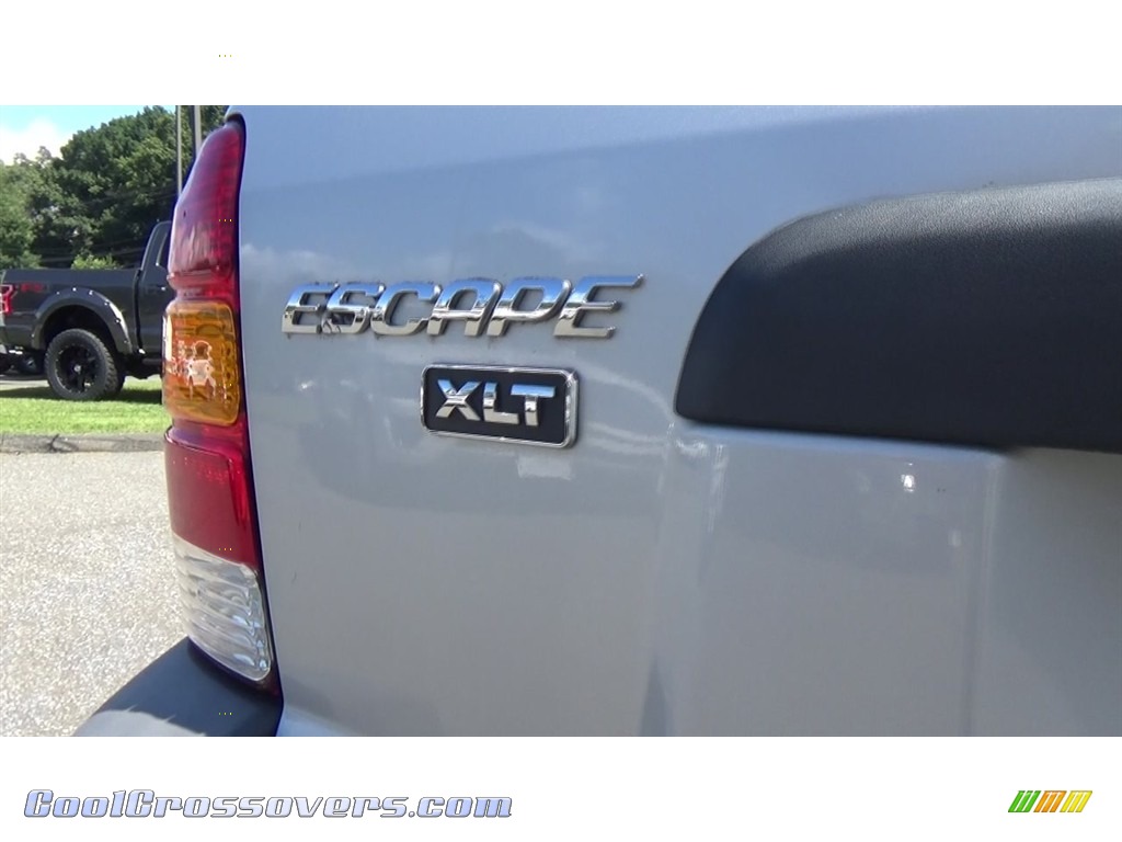 2007 Escape XLT V6 4WD - Tungsten Grey Metallic / Medium/Dark Flint photo #10