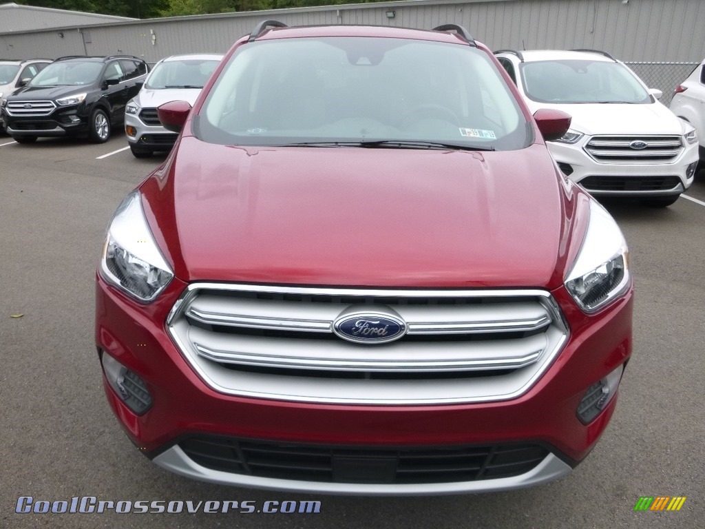 2018 Escape SE 4WD - Ruby Red / Charcoal Black photo #4