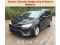 Chrysler Pacifica Touring L Plus Brilliant Black Crystal Pearl photo #1
