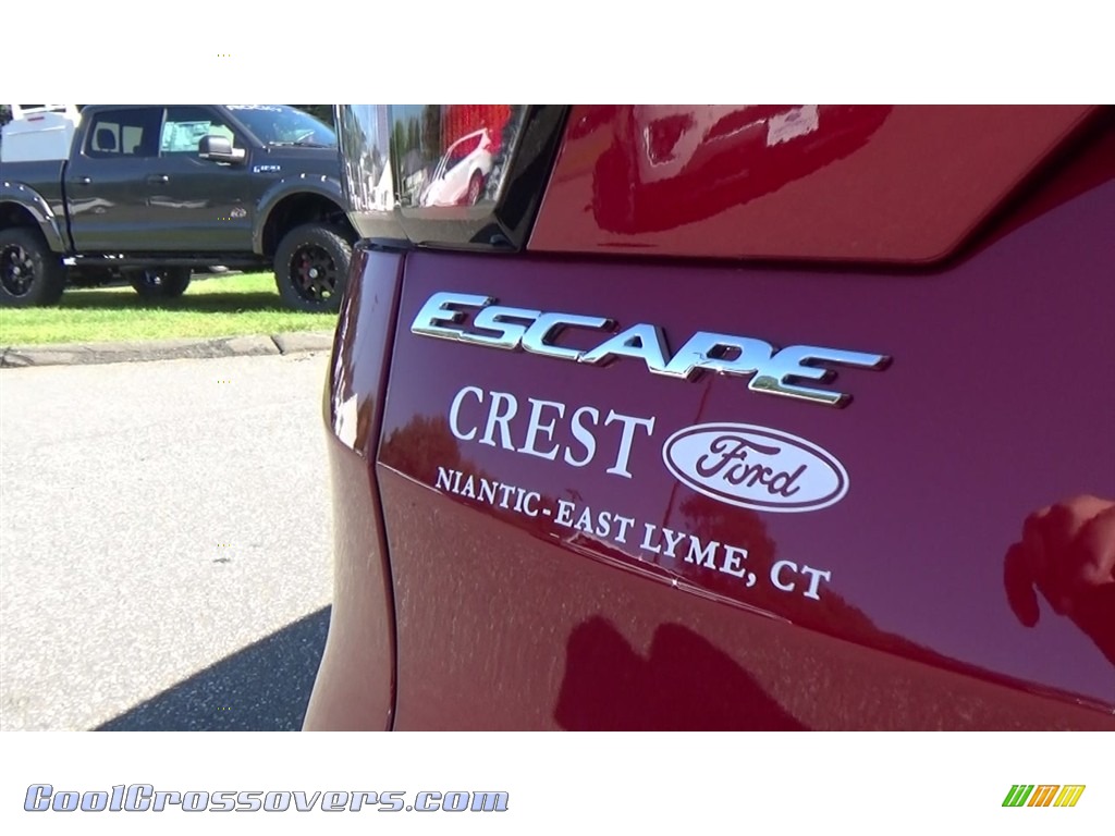 2018 Escape SE 4WD - Ruby Red / Charcoal Black photo #10