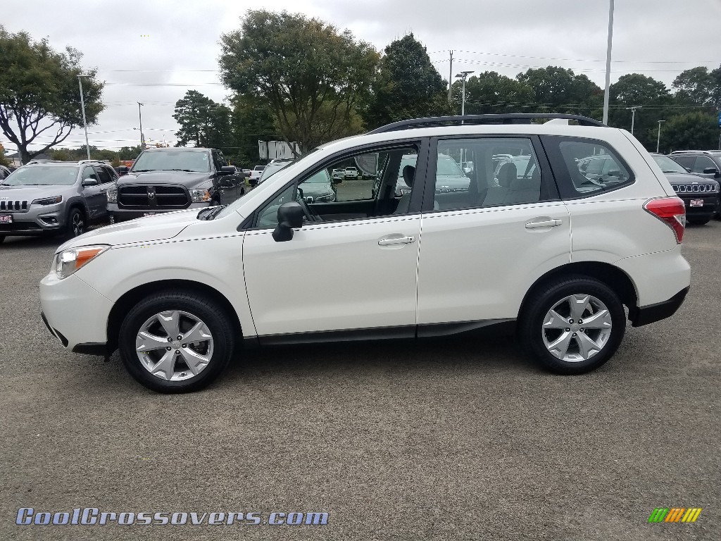 2016 Forester 2.5i - Crystal White Pearl / Gray photo #4