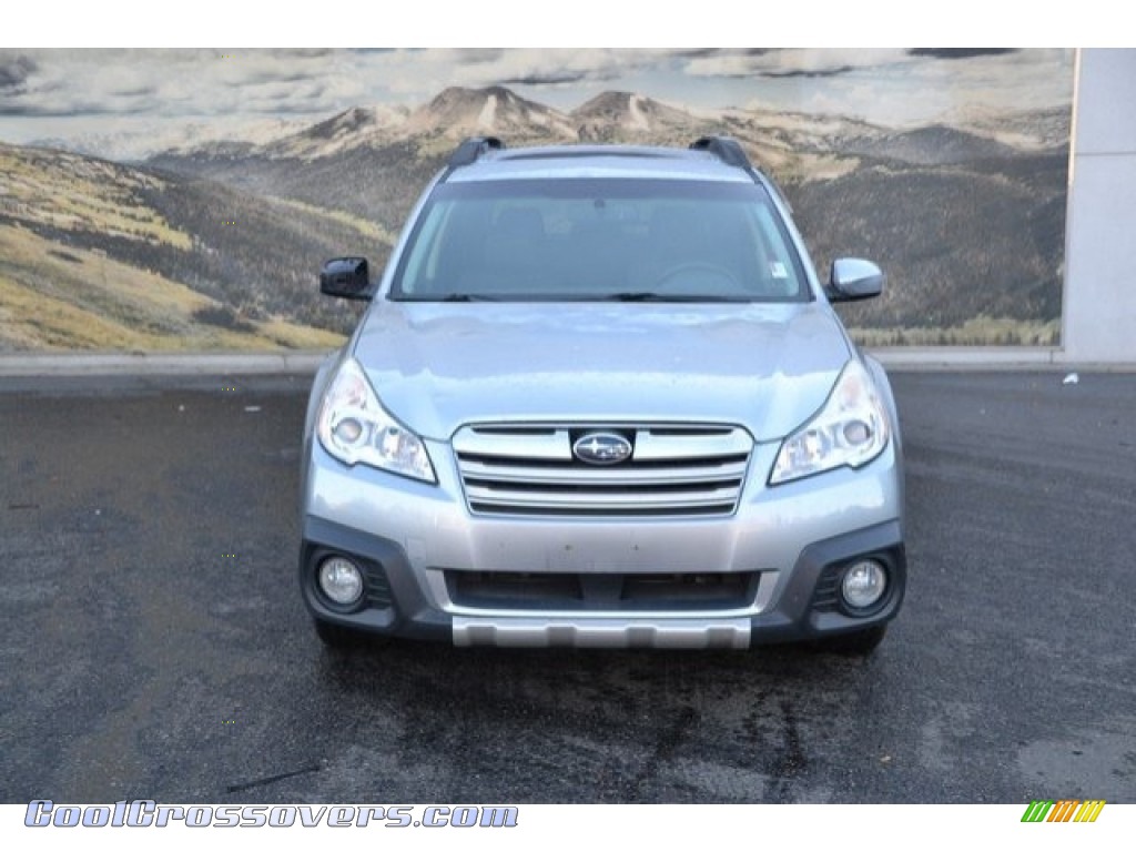 2013 Outback 2.5i Limited - Ice Silver Metallic / Off Black Leather photo #8