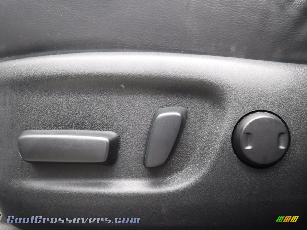 2015 RAV4 Limited AWD - Classic Silver Metallic / Black photo #15