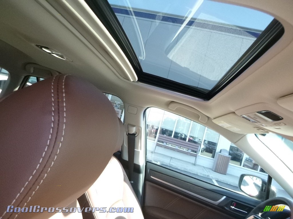 2019 Outback 2.5i Touring - Crystal Black Silica / Java Brown photo #11