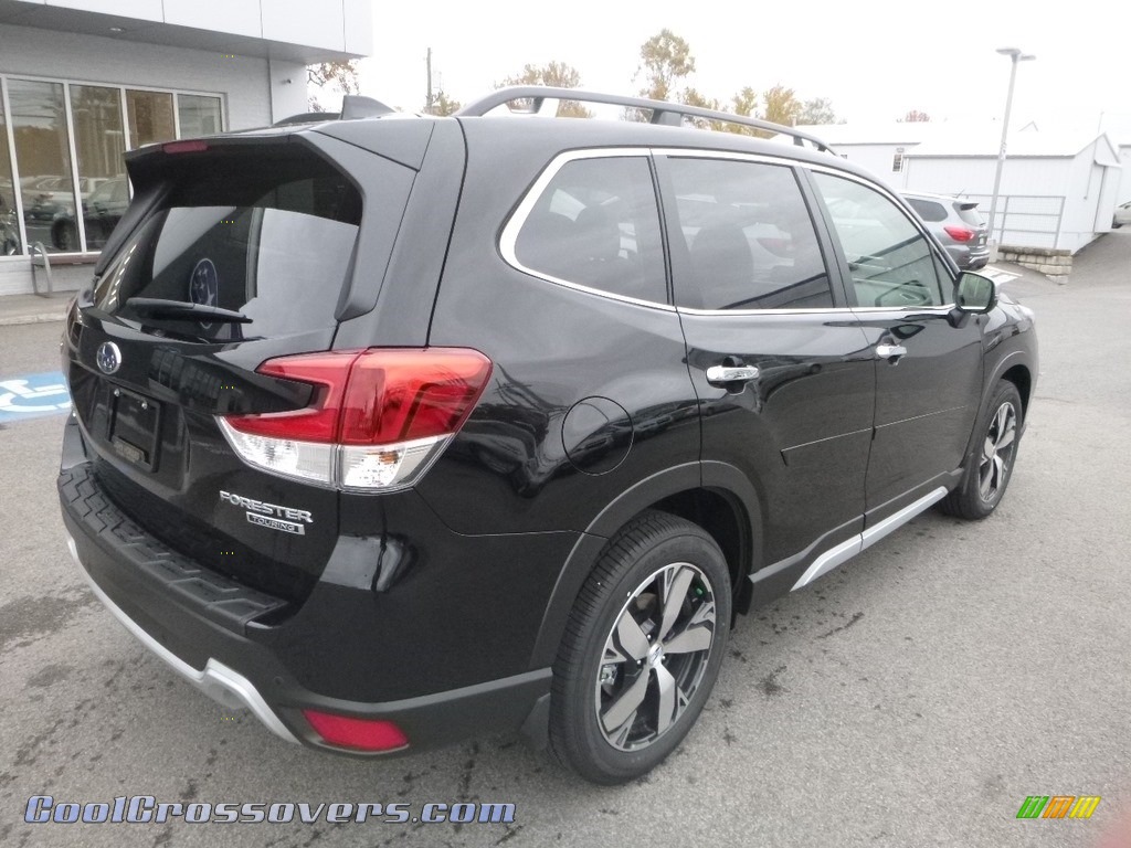 2019 Forester 2.5i Touring - Crystal Black Silica / Black photo #4