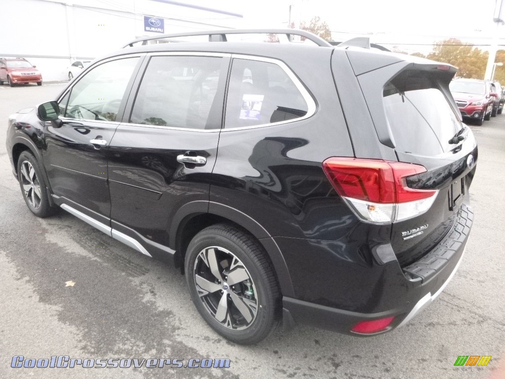 2019 Forester 2.5i Touring - Crystal Black Silica / Black photo #6