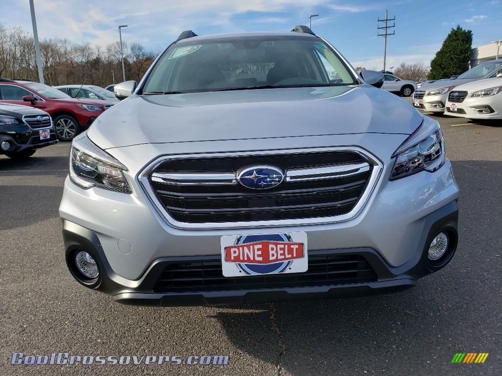 2019 Outback 3.6R Limited - Ice Silver Metallic / Slate Black photo #2