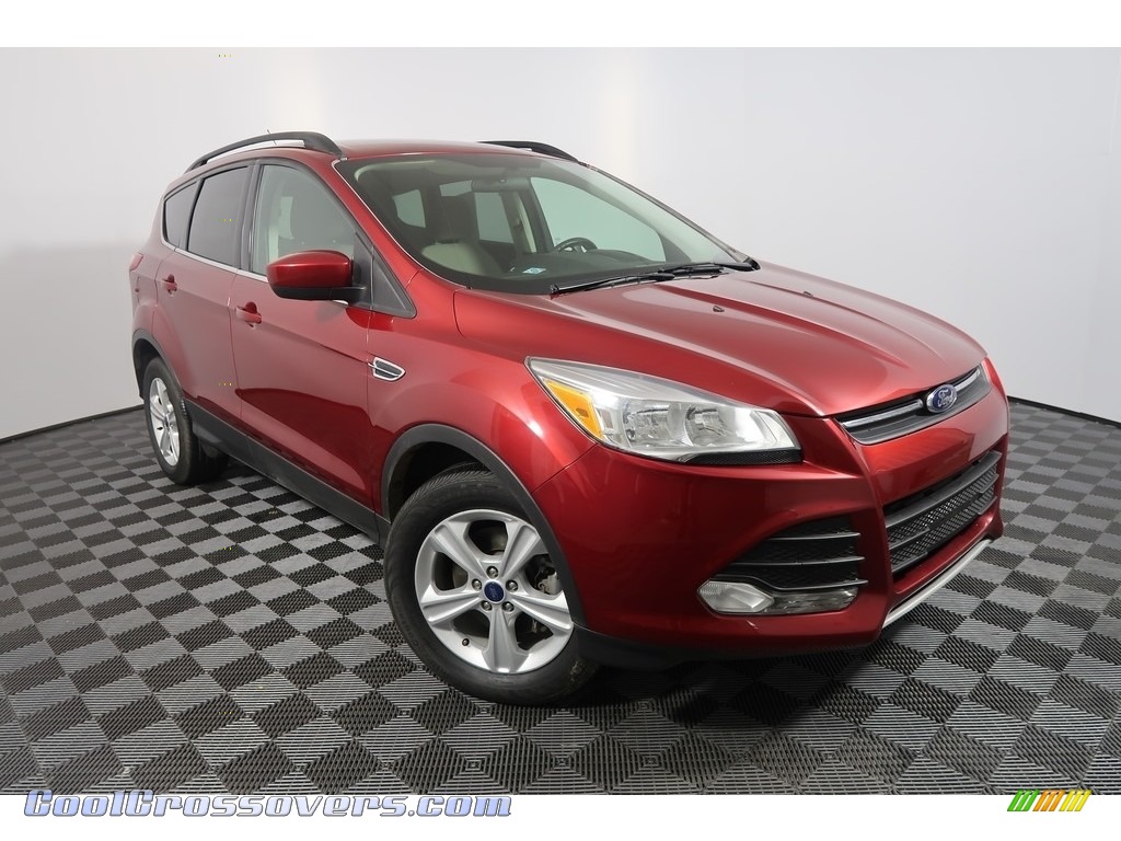 2014 Escape SE 1.6L EcoBoost 4WD - Ruby Red / Charcoal Black photo #5