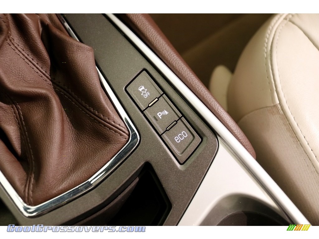 2012 SRX Luxury AWD - Platinum Ice Tricoat / Shale/Brownstone photo #13