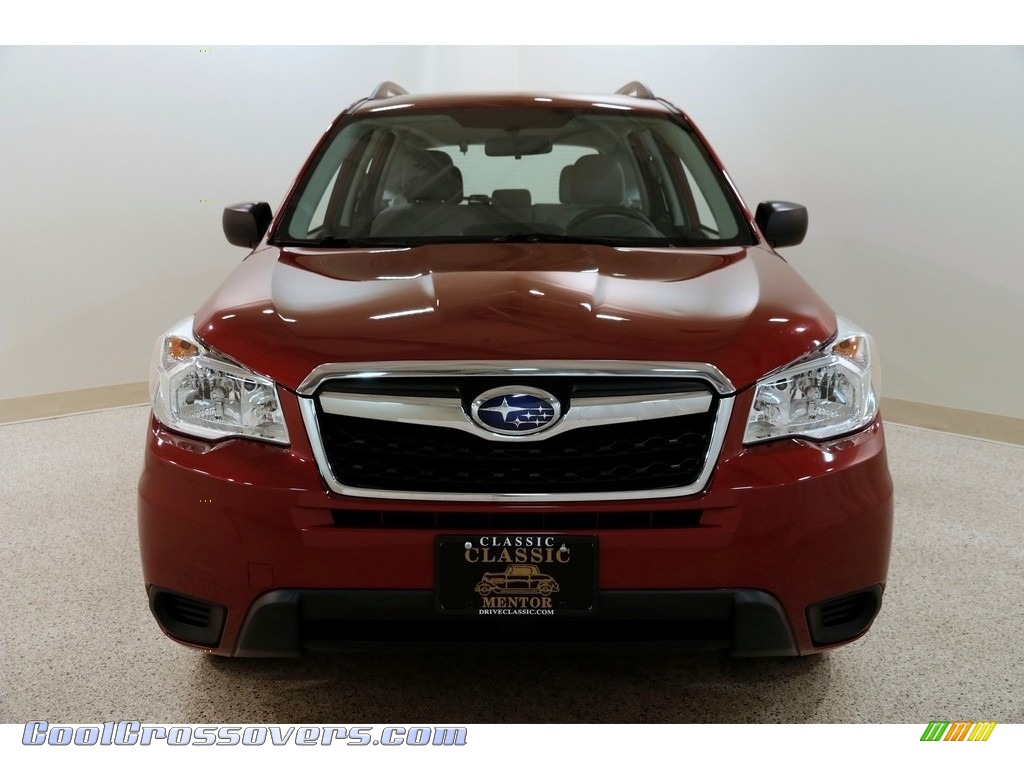 2016 Forester 2.5i - Venetian Red Pearl / Gray photo #2