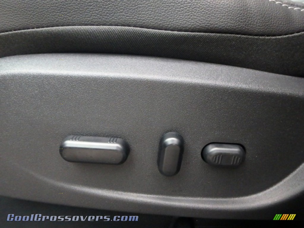 2019 Escape SE 4WD - Magnetic / Chromite Gray/Charcoal Black photo #16