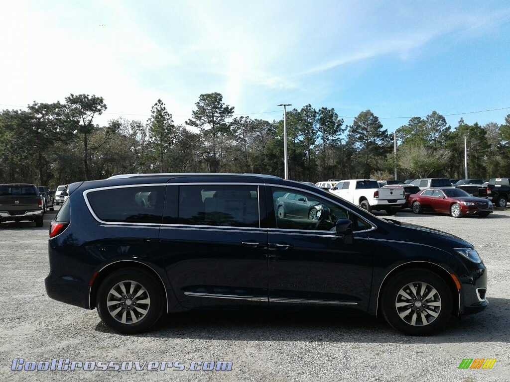 2019 Pacifica Touring L Plus - Jazz Blue Pearl / Black/Alloy photo #6