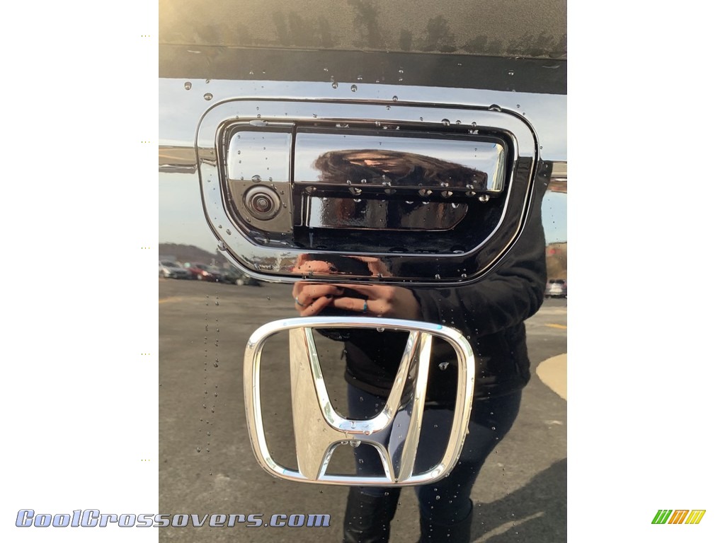 2019 Ridgeline Black Edition AWD - Crystal Black Pearl / Black photo #21