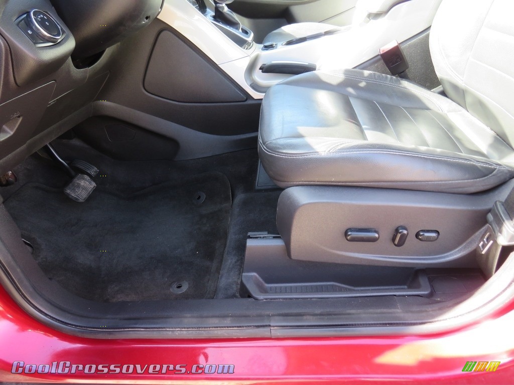 2013 Escape SEL 2.0L EcoBoost - Ruby Red Metallic / Charcoal Black photo #29