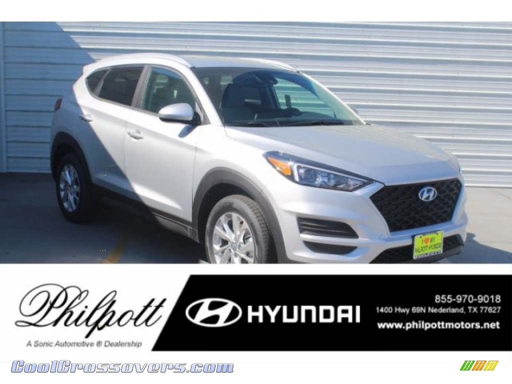 Molten Silver / Gray Hyundai Tucson Value
