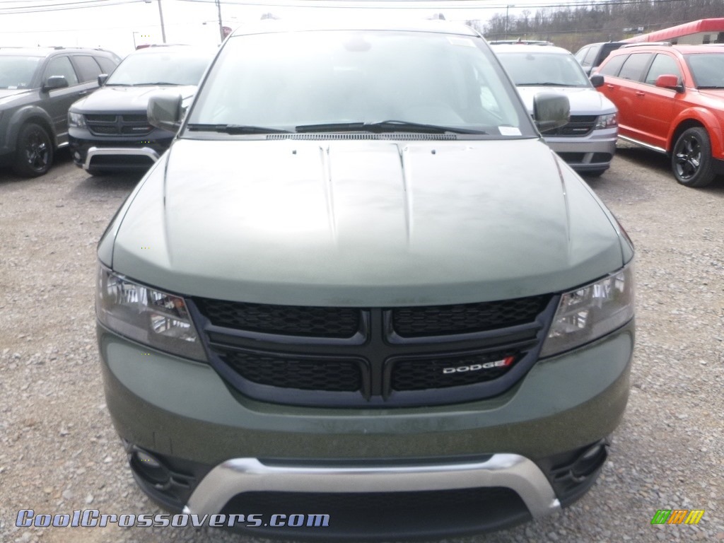 2019 Journey Crossroad AWD - Olive Green Pearl / Black photo #8
