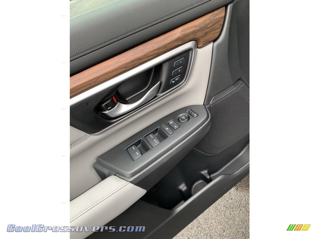 2019 CR-V Touring AWD - Lunar Silver Metallic / Gray photo #9