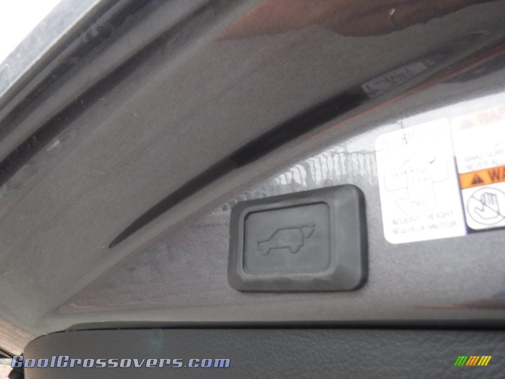 2016 RAV4 XLE AWD - Magnetic Gray Metallic / Black photo #26