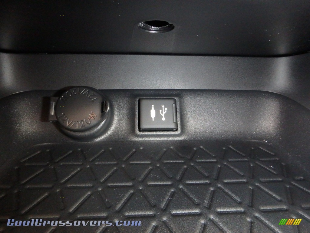 2019 RAV4 XLE AWD - Magnetic Gray Metallic / Light Gray photo #15