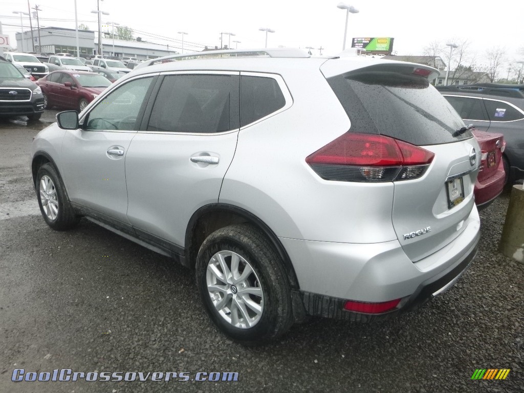 2019 Rogue S AWD - Brilliant Silver / Charcoal photo #4