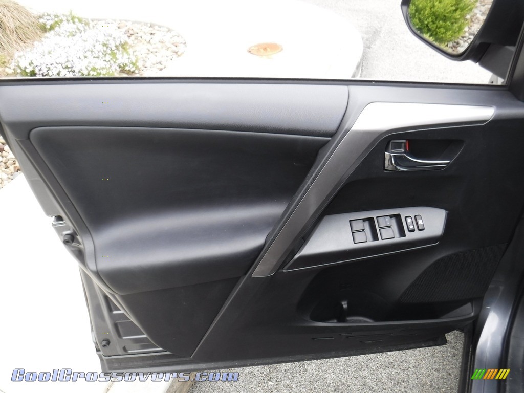 2016 RAV4 XLE AWD - Magnetic Gray Metallic / Black photo #12