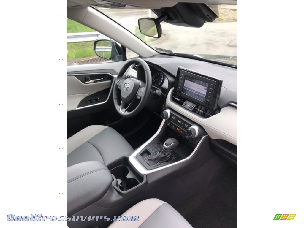 2019 RAV4 XLE AWD - Magnetic Gray Metallic / Light Gray photo #29