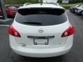 Nissan Rogue SV Pearl White photo #10