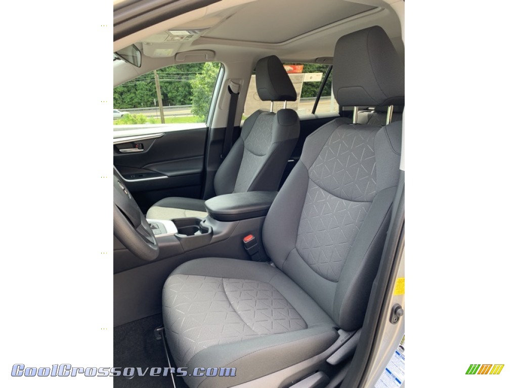 2019 RAV4 XLE AWD Hybrid - Silver Sky Metallic / Black photo #12
