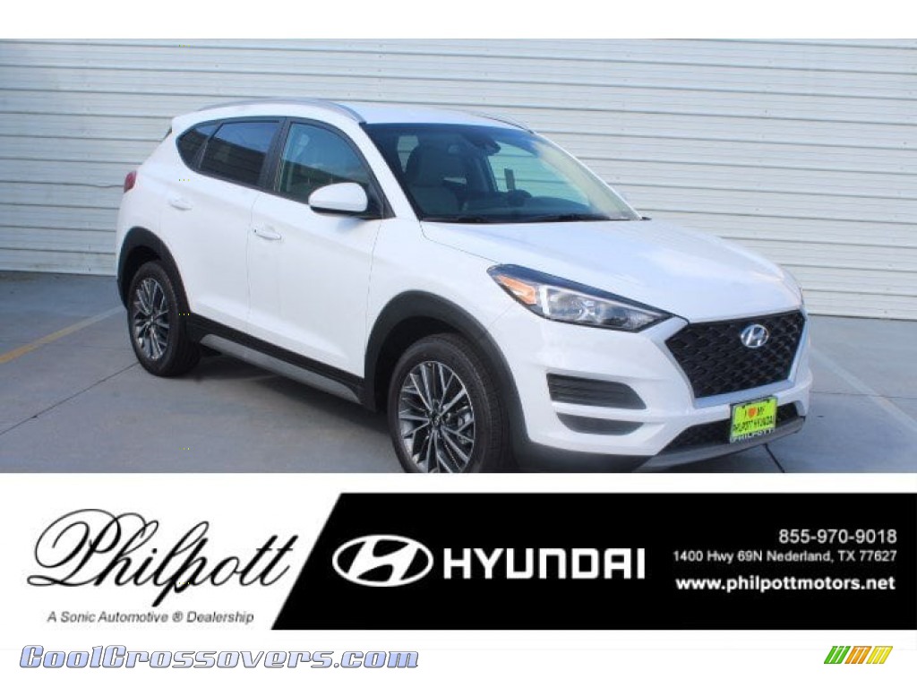Winter White / Gray Hyundai Tucson SEL