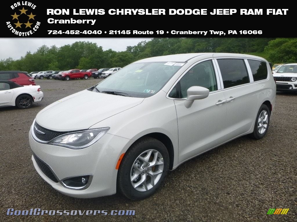 Luxury White Pearl / Cognac/Alloy Chrysler Pacifica Touring Plus