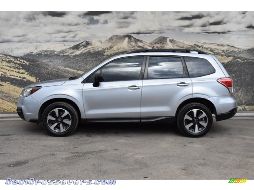 2017 Forester 2.5i - Ice Silver Metallic / Gray photo #6