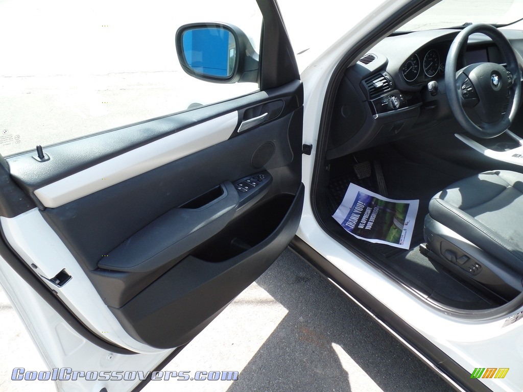 2014 X3 xDrive28i - Alpine White / Black photo #11