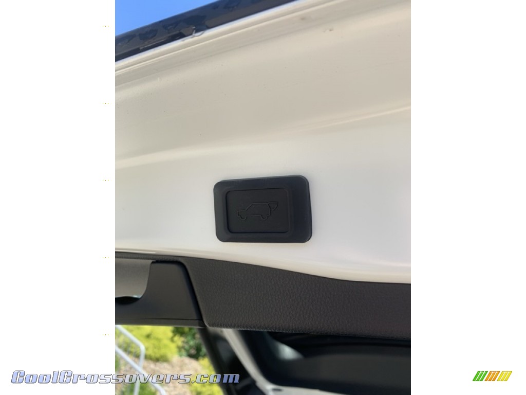 2019 RAV4 Limited AWD Hybrid - Blizzard White Pearl / Black photo #24