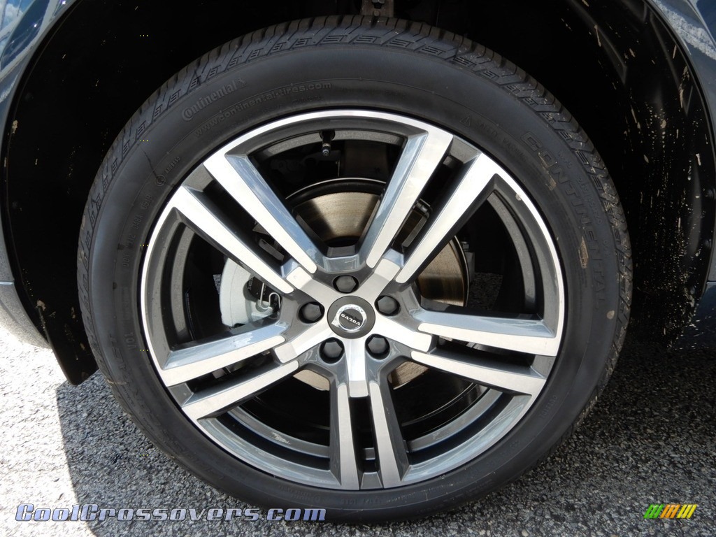 2020 XC60 T5 AWD Momentum - Denim Blue Metallic / Blonde photo #6