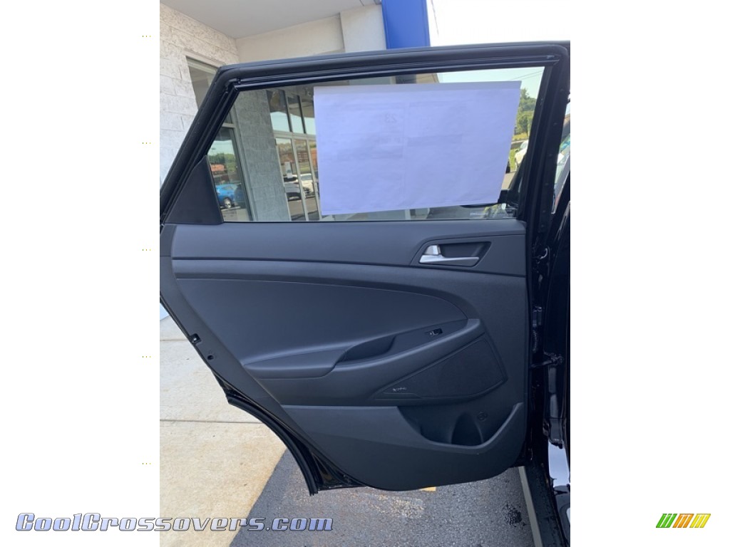 2019 Tucson Limited AWD - Black Noir Pearl / Black photo #17