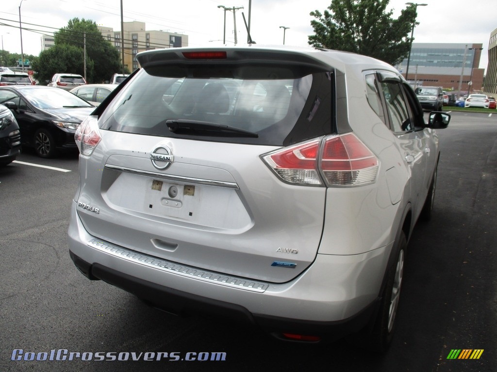 2014 Rogue SV AWD - Brilliant Silver / Charcoal photo #5