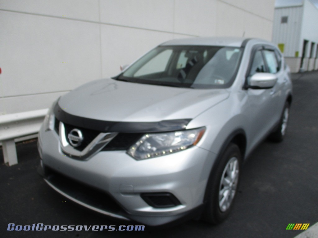 2014 Rogue SV AWD - Brilliant Silver / Charcoal photo #10