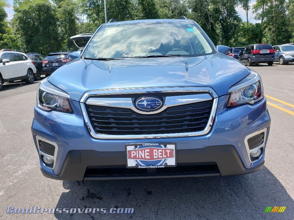 2019 Forester 2.5i Limited - Horizon Blue Pearl / Gray photo #2