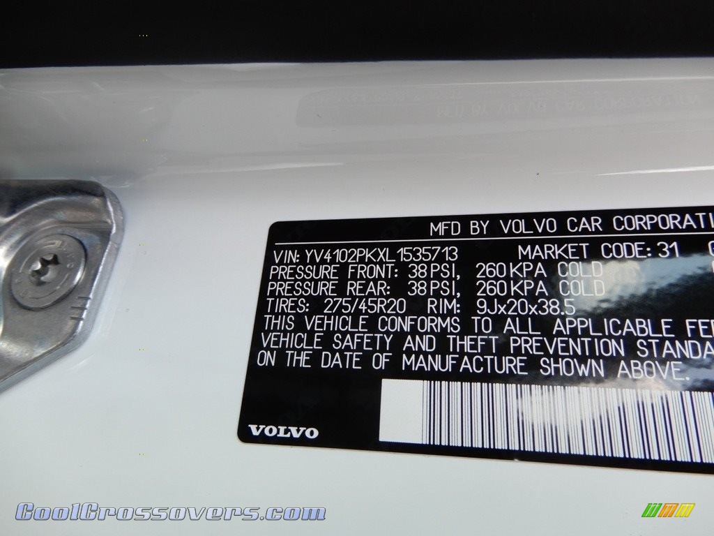 2020 XC90 T5 AWD Momentum - Crystal White Metallic / Blond photo #11