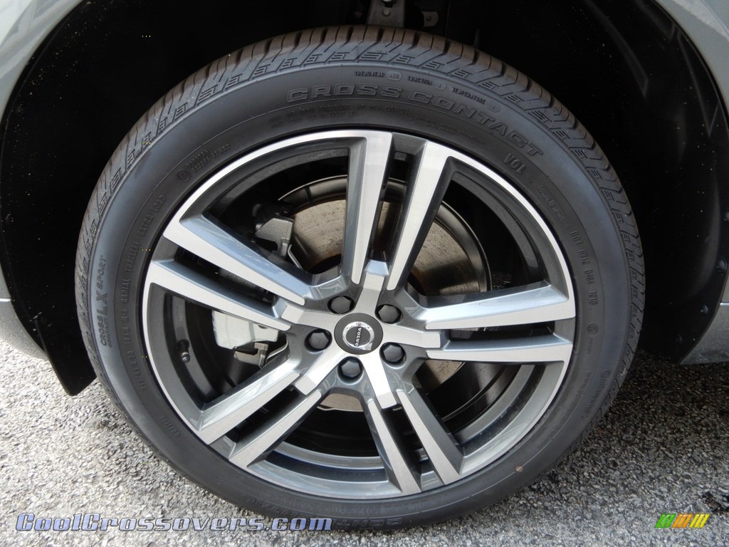 2020 XC60 T6 AWD Momentum - Osmium Grey Metallic / Maroon Brown photo #6