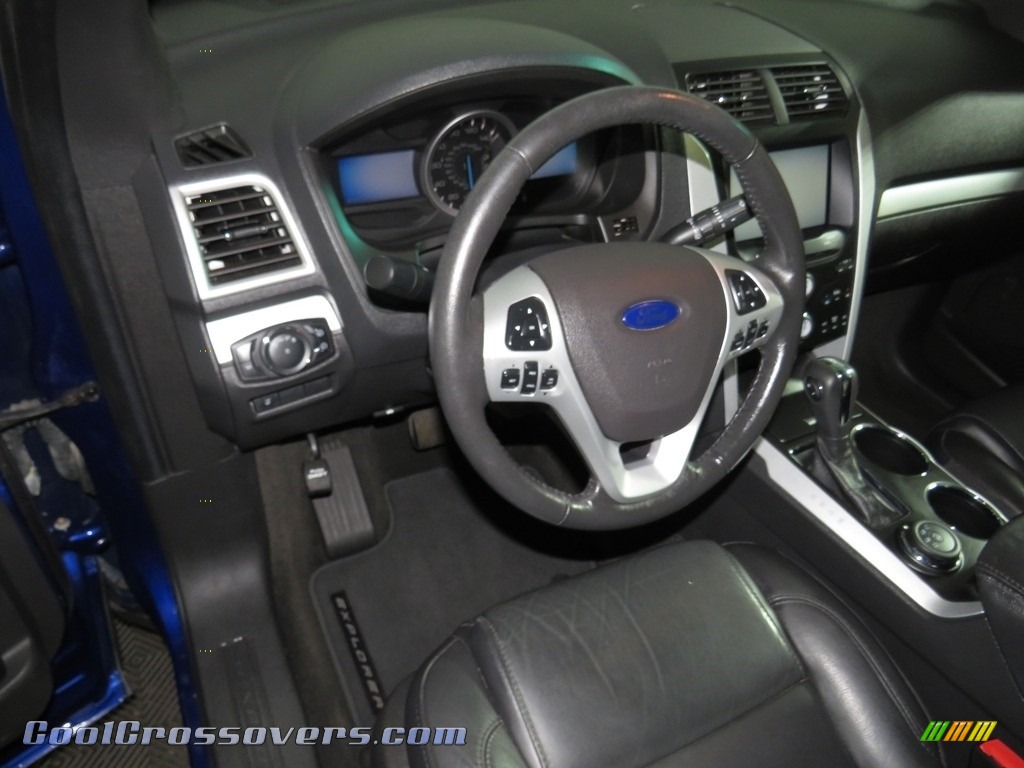 2013 Explorer XLT 4WD - Deep Impact Blue Metallic / Charcoal Black photo #20