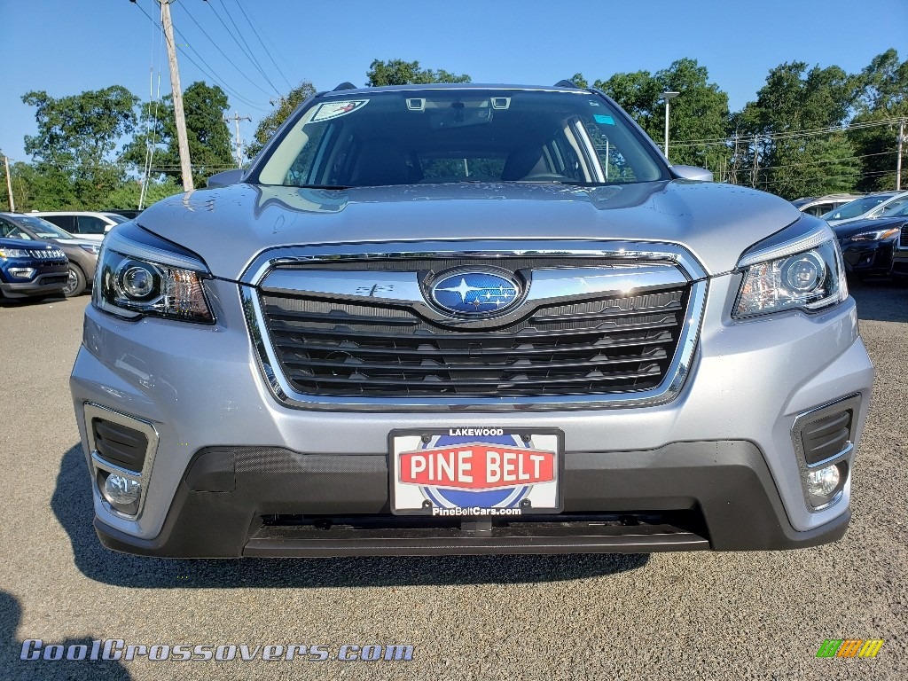 2019 Forester 2.5i Limited - Ice Silver Metallic / Black photo #2