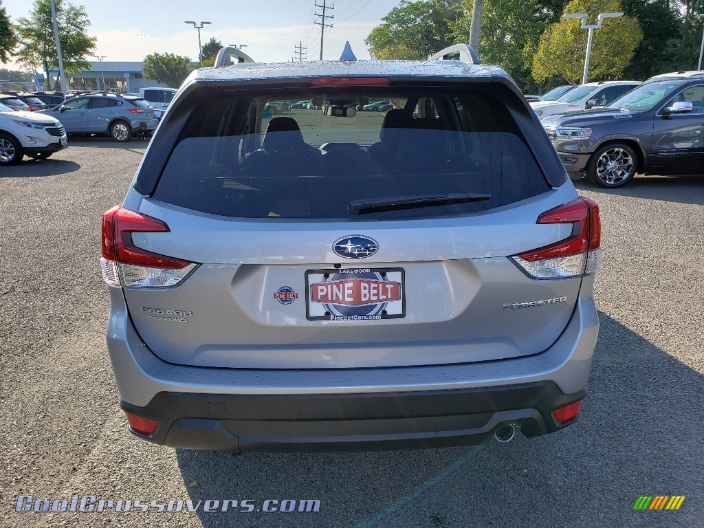 2019 Forester 2.5i Limited - Ice Silver Metallic / Black photo #5