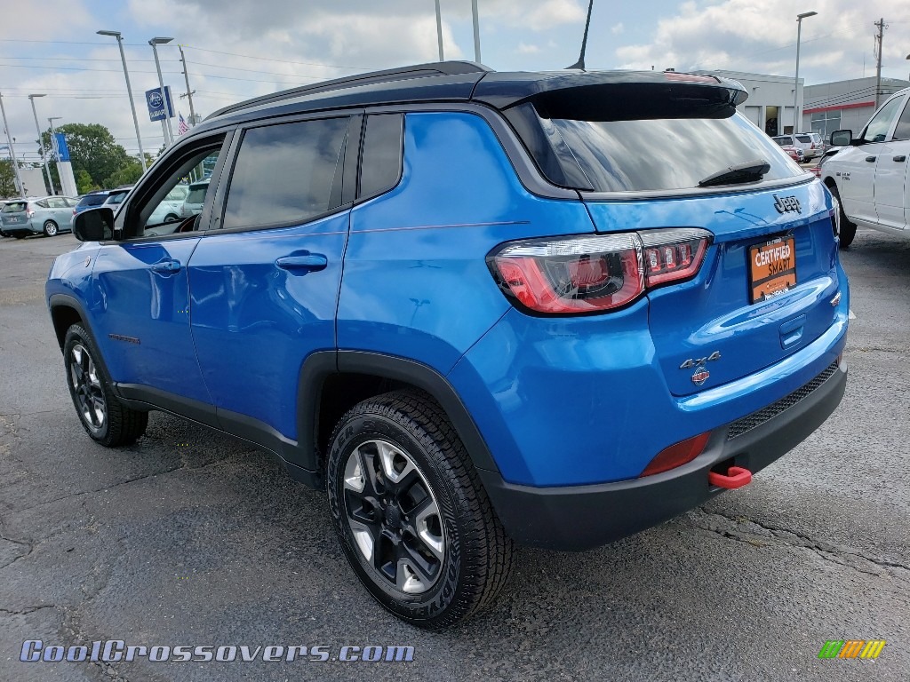 2017 Compass Trailhawk 4x4 - Laser Blue Pearl / Black/Ruby Red photo #5