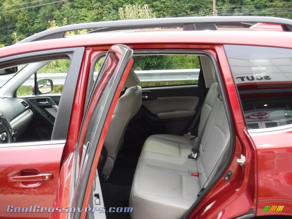 2016 Forester 2.5i Touring - Venetian Red Pearl / Gray photo #26
